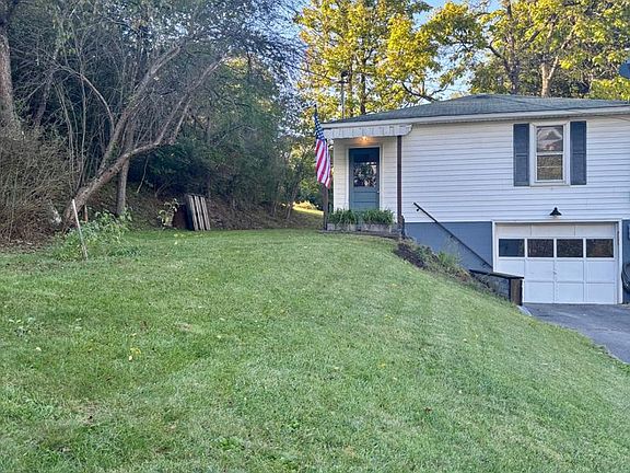3rd image of 9139 Cumberland Rd