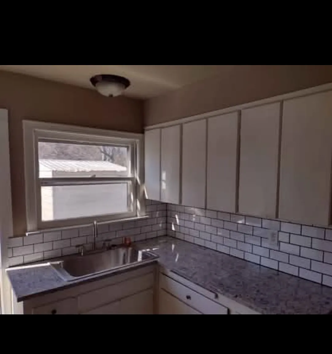 2 bed, 768 sqft, $1,150 — Photo 3