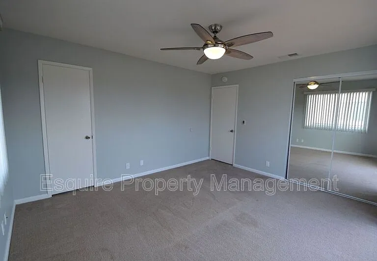 5410 Driftwood St #D — Photo 16