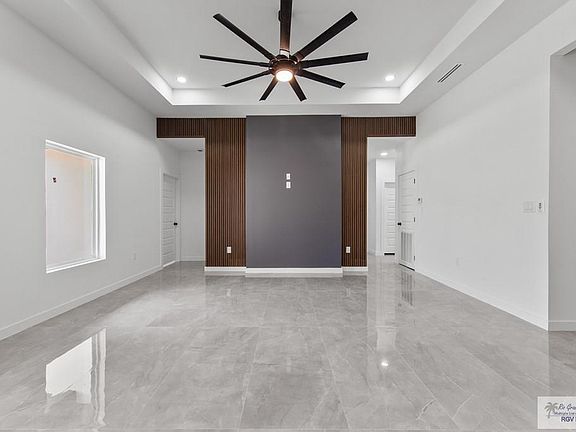 4th image of 3702 Avenida Residencial