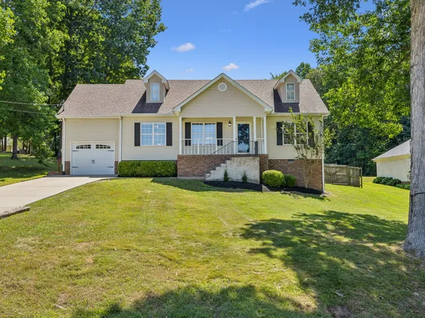 1005 Creek Bottom Rd, White Bluff, TN 37187