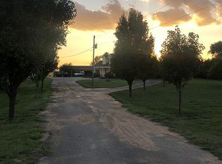 75 NW 40th Ave, Pratt, KS 67124