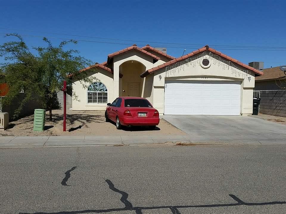 1st image of 1646 E San Pedro St