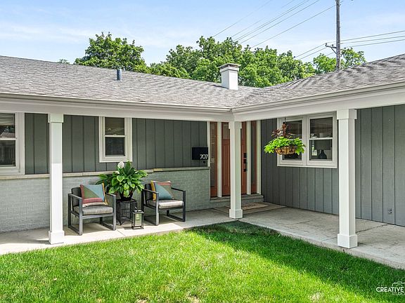 3rd image of 707 Maple Ln