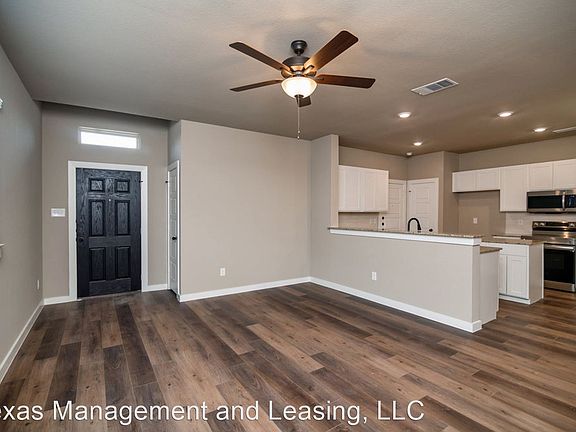 4th image of 721 Fallow Dr