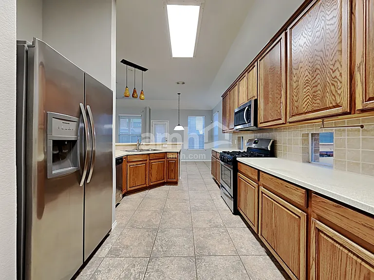 4616 Keith Dr — Photo 4