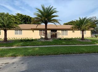 340 W Tropical Way, Plantation, FL 33317