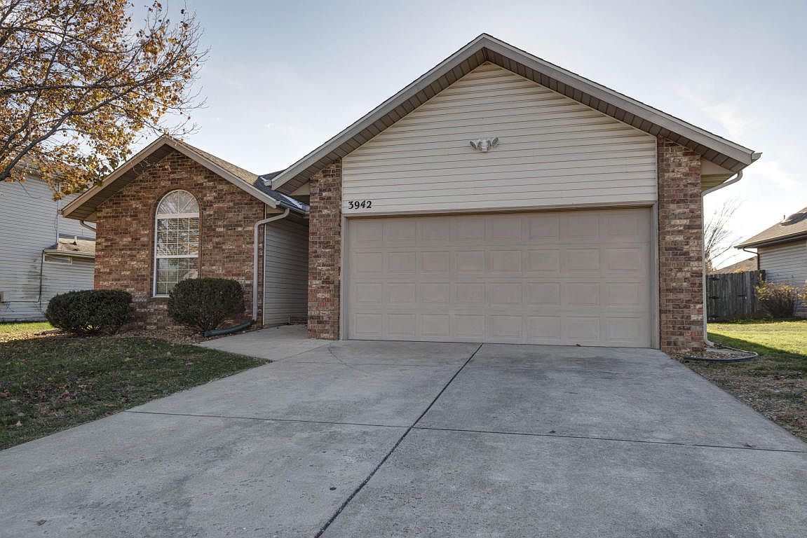 3942 W Kay Pointe Blvd, Springfield, MO 65802 Zillow
