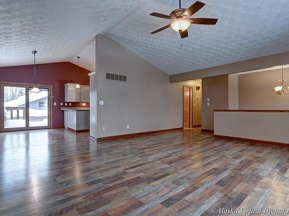 5th image of 16946 Kiyona Cir