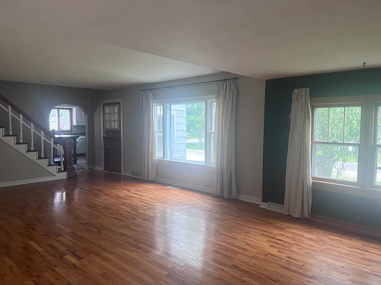 108 N North St — Photo 4