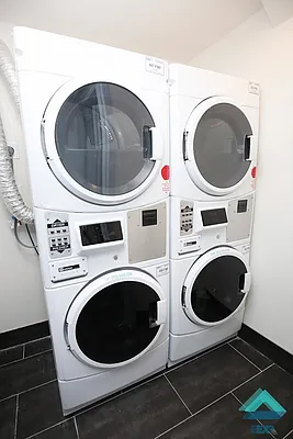 Rented by EXR | media 42