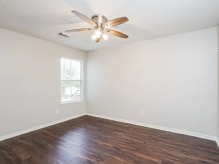 3315 Maymist Dr — Photo 18