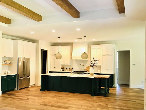 4th image of 9602 Yarrow Cir