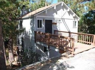 2610 Valhalla Dr, Running Springs, CA 92382