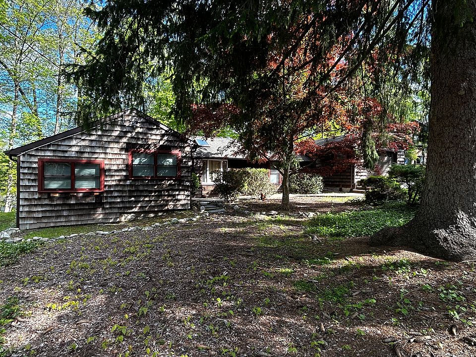 1st image of 51 Rockledge Rd
