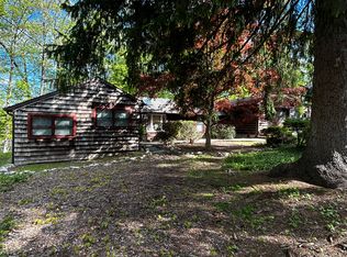 51 Rockledge Rd, Montville, NJ 07045