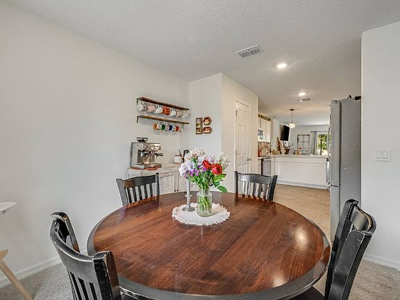 5th image of 514 Plumbago Rd NW