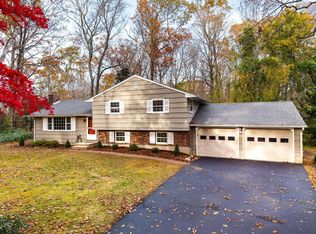 180 Malabar Dr, Westbrook, CT 06498