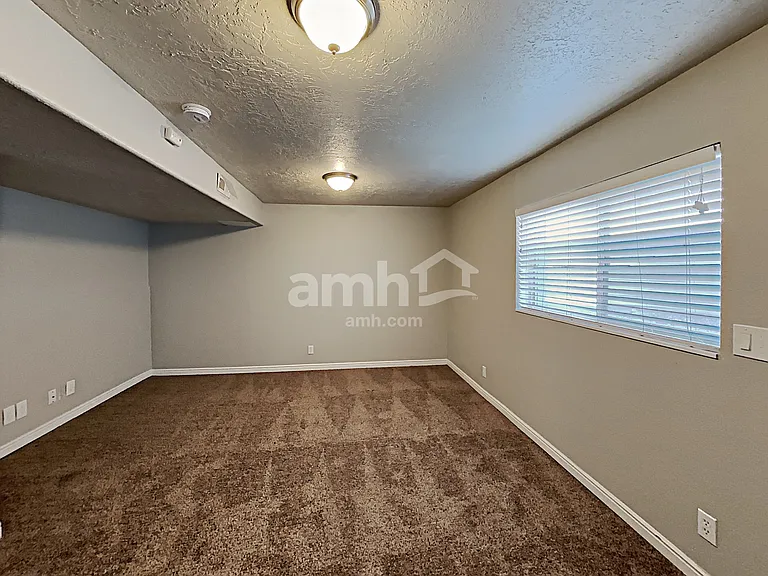 6752 S Majestic Loop Rd — Photo 9