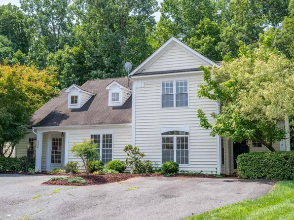 2318 Ravenswood Ct, Charlottesville, VA 22911