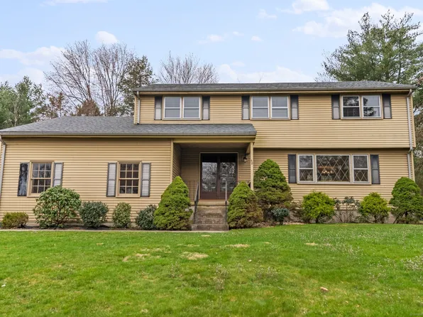38 Goff Brook Circle, Wethersfield, CT 06109