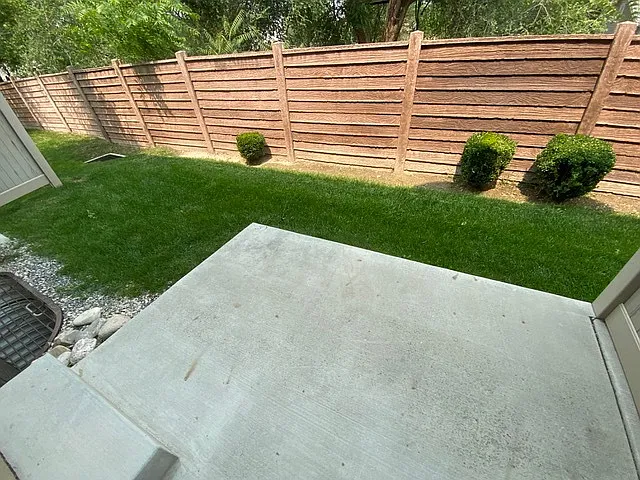 271 E Ailee Ln — Photo 13