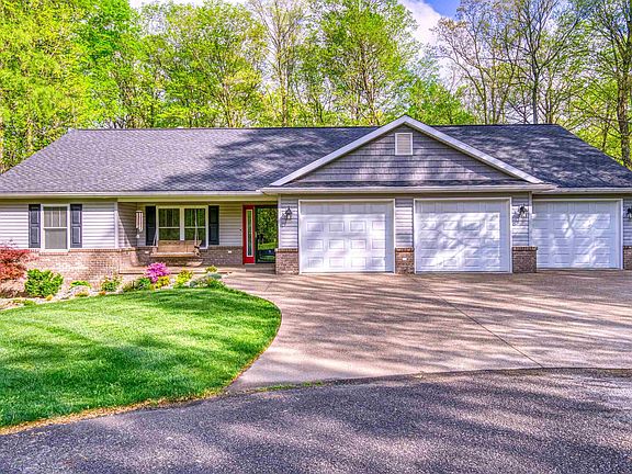3rd image of 6831 W Whispering Creek Dr