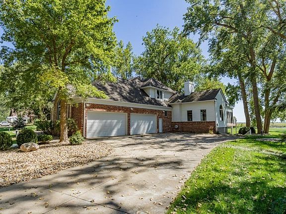 3rd image of 978 Wynstone Dr