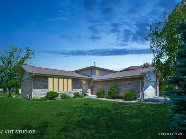 9260 Kelly Ct, Orland Hills, IL 60487