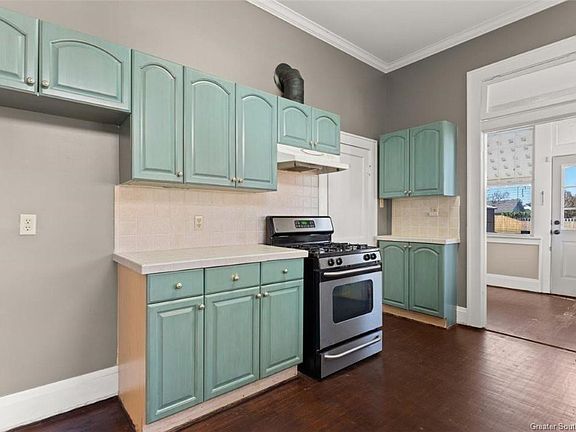 5th image of 1116 Kirkman St