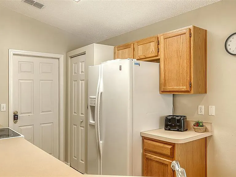 5753 New York Ave — Photo 15