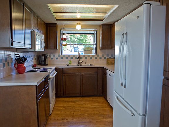5th image of 1816 58th St NE
