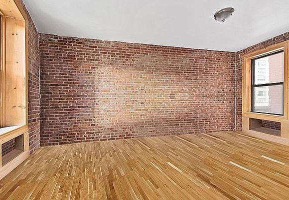 2nd image of 225 Hudson St APT 9