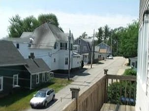 2nd image of 42 W Old Orchard Ave