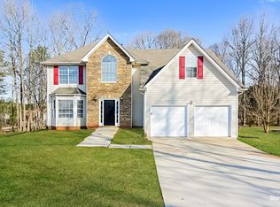 3998 Peachtree Farms Rd, Rex, GA 30273