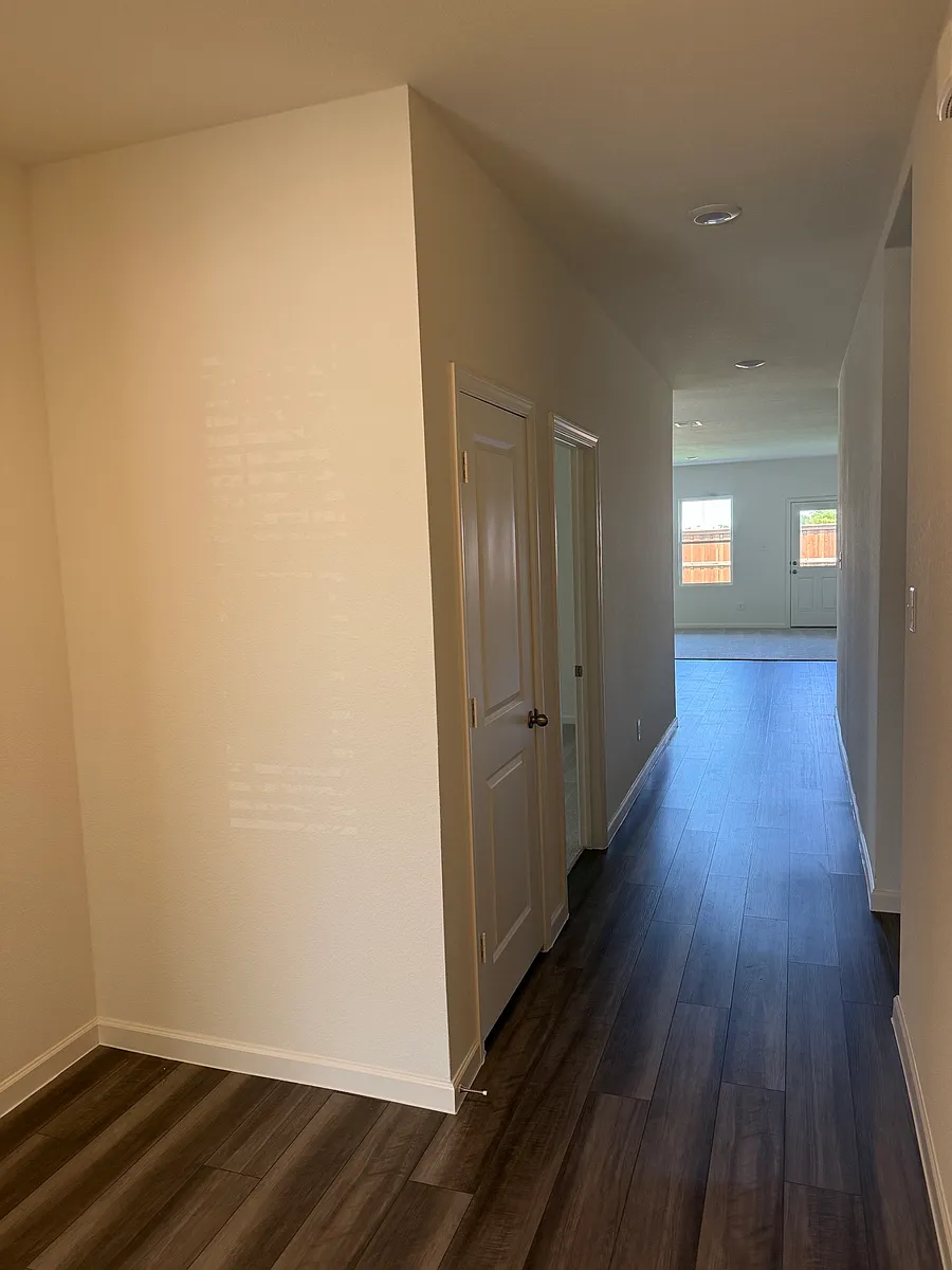 Building Photo - 1238 Herring