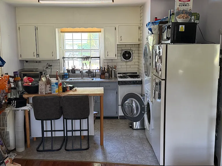 21 Nursery Rd #1 — Photo 4