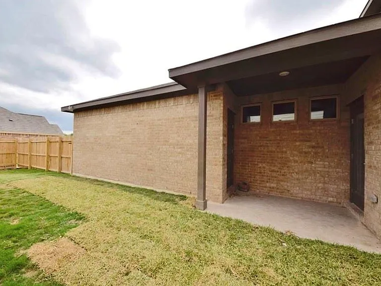 5701 Pleasanton Pkwy — Photo 40