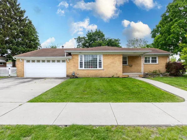 25547 Jennifer St, Redford, MI 48239