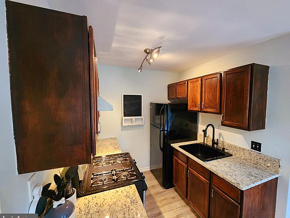 4th image of 4945 Americana Dr APT 105