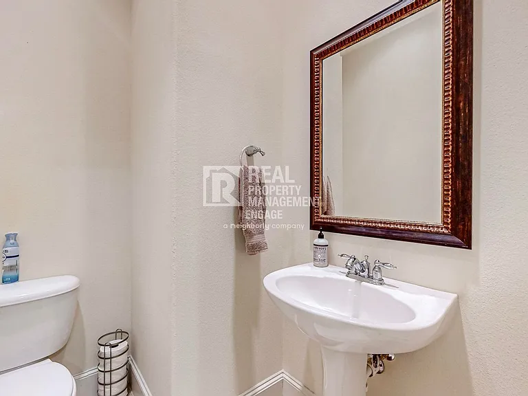1600 Abrams Rd #39 — Photo 8