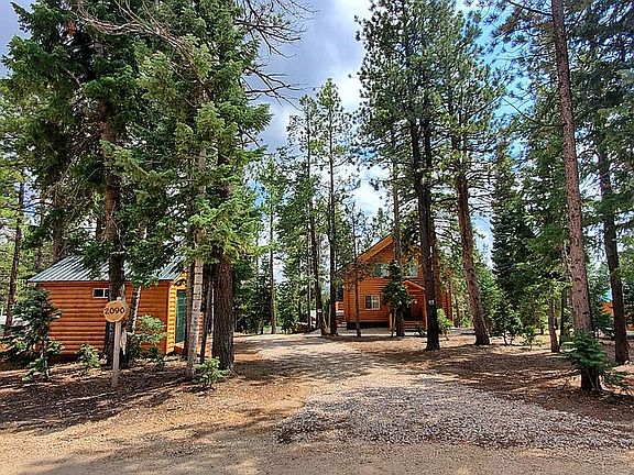 Cabin Outside Front View 3