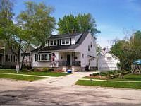 2nd image of 216 S Grove St