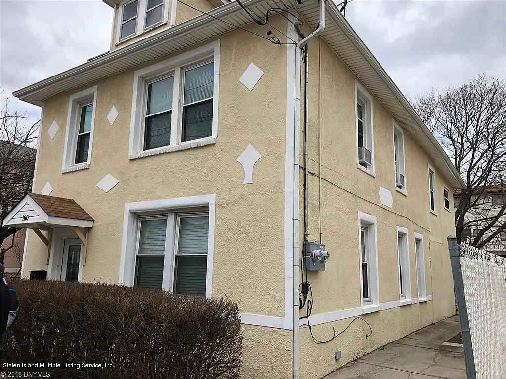 2 bed, 1000 sqft, $2,200 — Photo 1