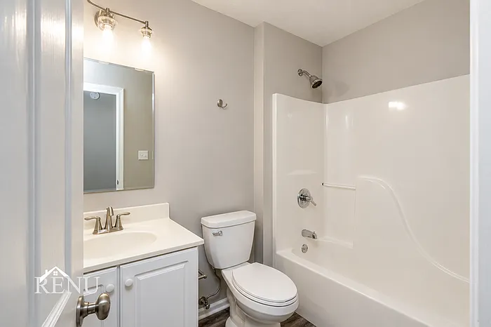 2710 Lucas Dr — Photo 14