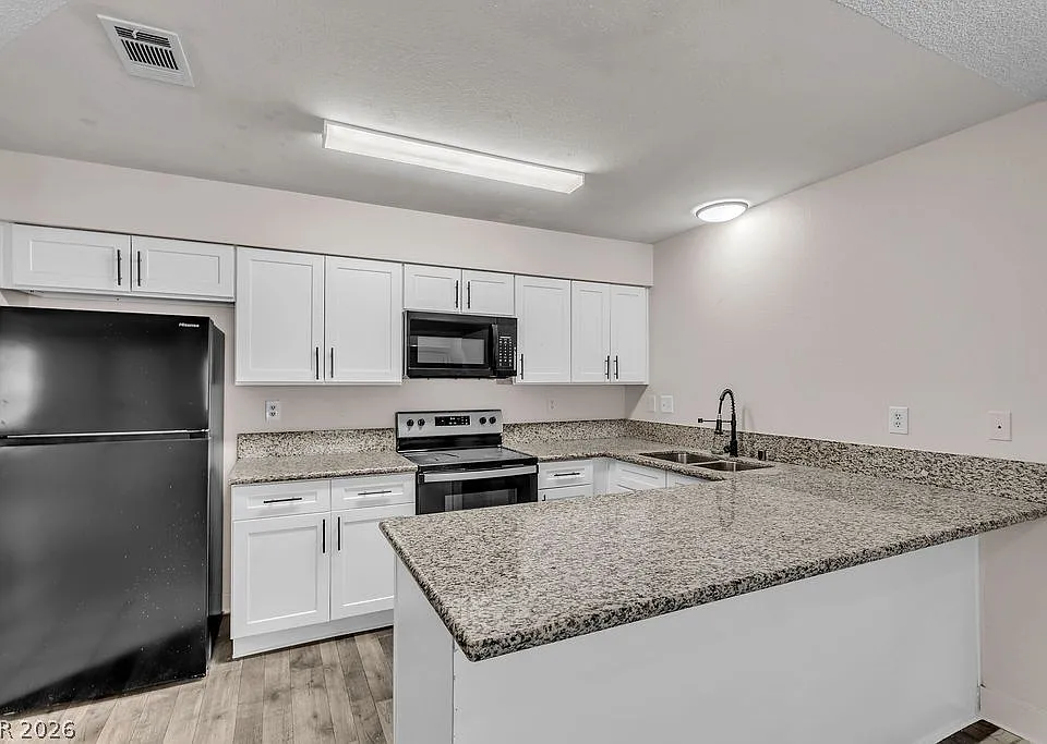 817 Mantis Way #2