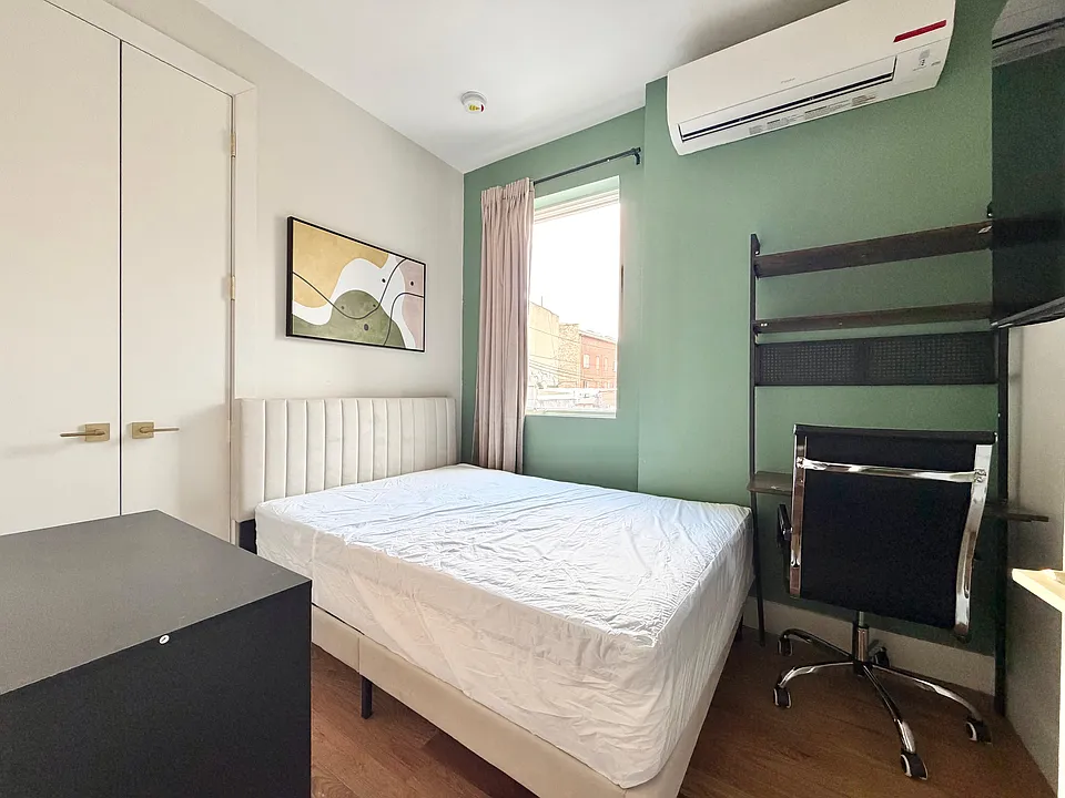 980 Kent Ave #3A-230
