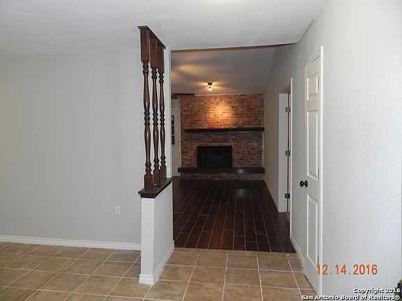 2nd image of 6010 Creekway St