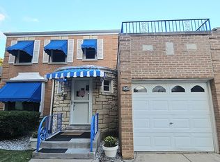 10425 S Campbell Ave, Chicago, IL 60655