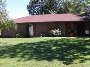 16 County Road 7700, Bakersfield, MO 65609